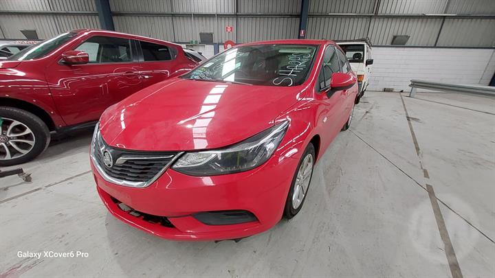 Holden Astra Ls Bl Red 2018 Sedan 1.4l Petrol Turbo Fwd Auto - LHF Door Shell BL635821-LHF-DO