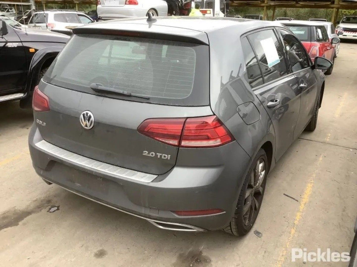 Volkswagen Golf MK7 2017 2L TURBO Diesel Auto - RHR Door shell 5G4 833 056