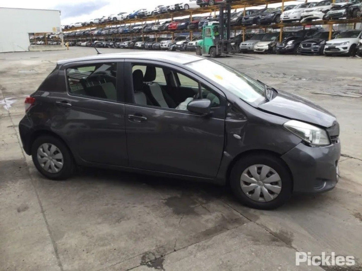 TOYOTA YARIS 2013 NCP130/NCP131 5DR HATCH 1.3L PETROL FWD AUTO - RH Mirror NCP543298-RHM (NCP543298-RHM)