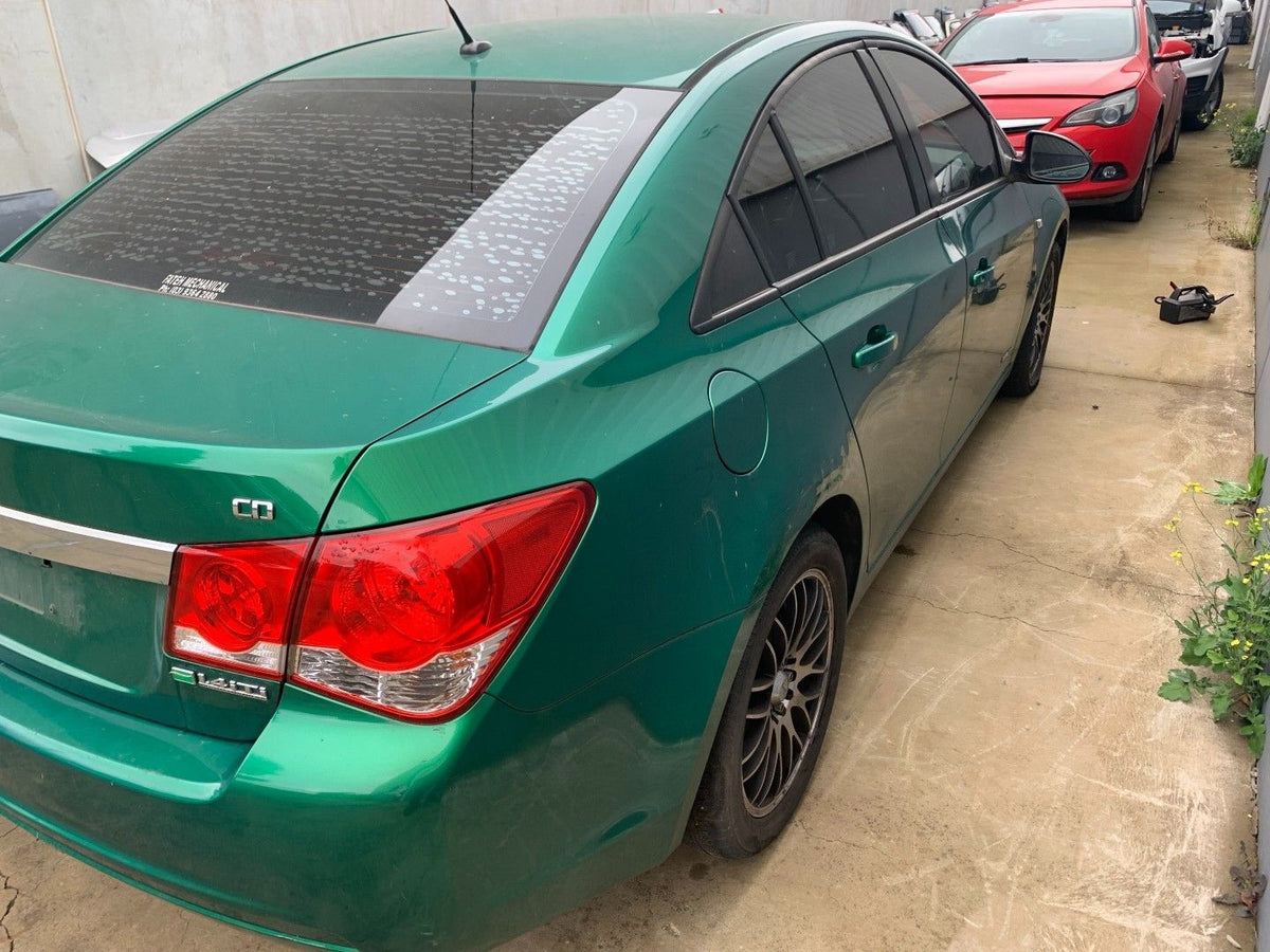 HOLDEN CRUZE JH SEDAN 2011 1.4L PETROL AUTO - LH Taillight JH548274-TA-LH