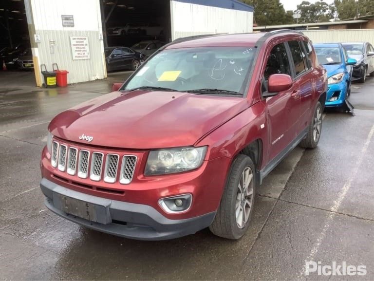JEEP Compass 2014 mk 2.4l Awd Auto Petrol - LH Mirror MK901263-LHM