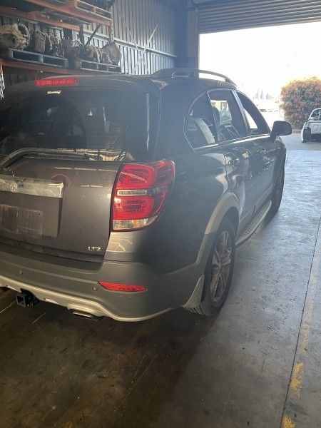 Holden Captiva 7 LTZ  S2 2014 3L PETROL AWD Auto- RHR Door shell CG033266-RHR-DO