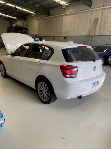 Wrecking/Dismantling BMW 118I F20 2015 White 1.6L petrol RWD Auto - ACW279