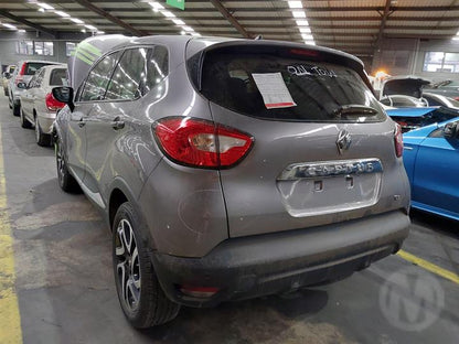 RENAULT CAPTUR I (J5_, H5_) 1.2 TCe 120 2015 grey - Boot Lid / Tailgate Hinge - AU-219-RE-8-R-C