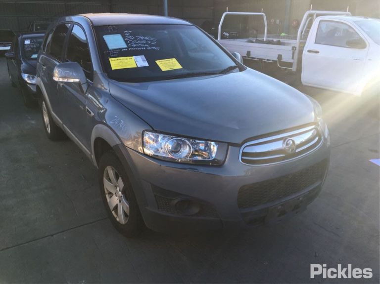 HOLDEN CAPTIVA CG 2012 - Right Front Door - AU-219-HL-74LP-D-B