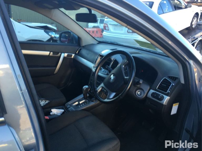 HOLDEN CAPTIVA CG 2012 - Right Front Door - AU-219-HL-74LP-D-B
