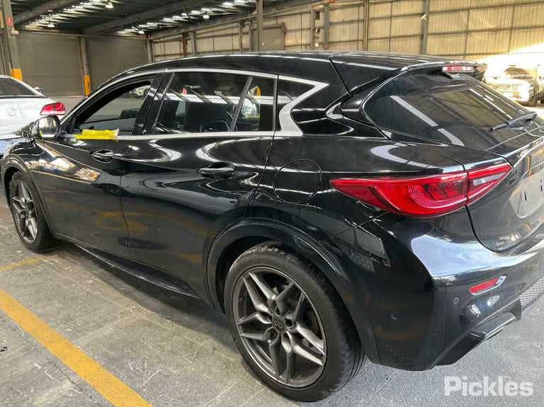 INFINITI Q30 2.0 T 2018 black - Engine Complete - AU-219-IN-1-A-A