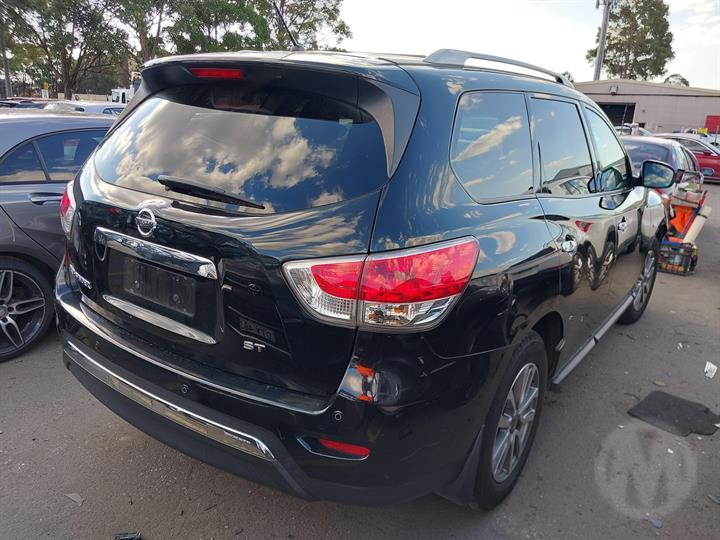 NISSAN PATHFINDER R52 2016 black - Left Front Door - AU-219-NI-29LP-D-A