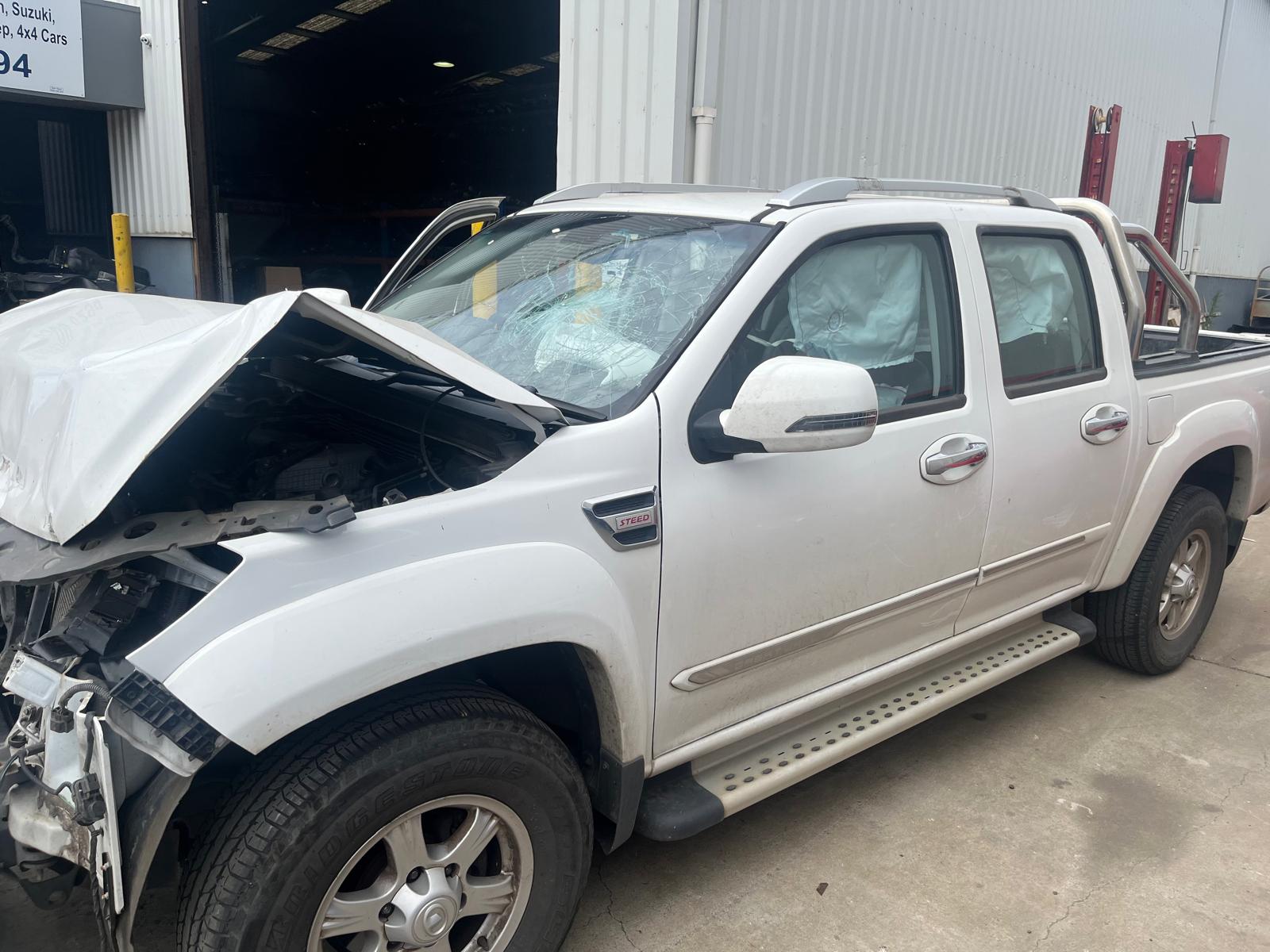 GREAT WALL STEED 2.4 2019 white - Ecu - Engine - AU-219-GR-1-E-L