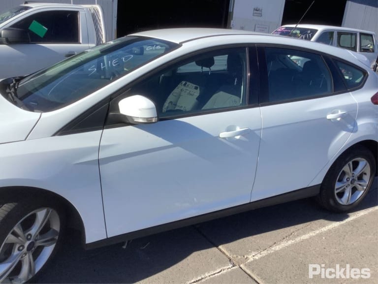 FORD FOCUS LW 2015 white - Right Rear Door - AU-219-FO-8LP-D-D