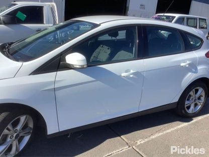 FORD FOCUS LW 2015 white - Right Rear Door - AU-219-FO-8LP-D-D