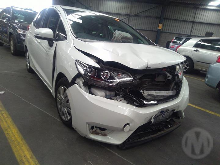 HONDA JAZZ GK 2015 white - Right Rear Door - AU-219-HO-5LP-D-D