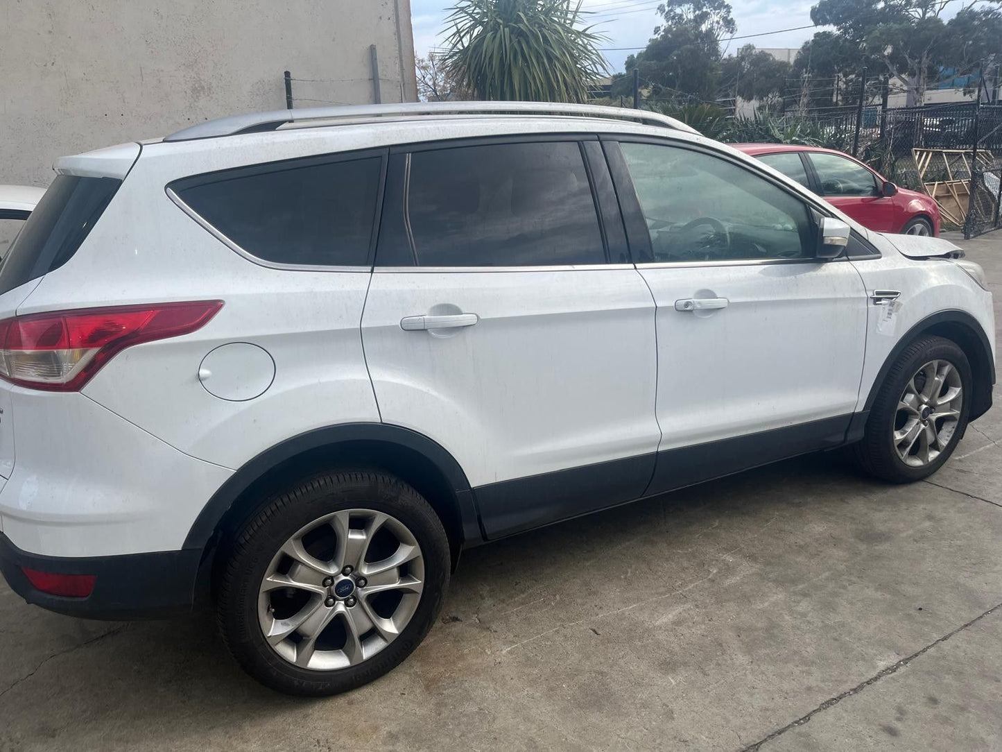 Ford Kuga Titanium TF 2016 Diesel awd Auto - RHF Door Shell TF41257-RHF-DO