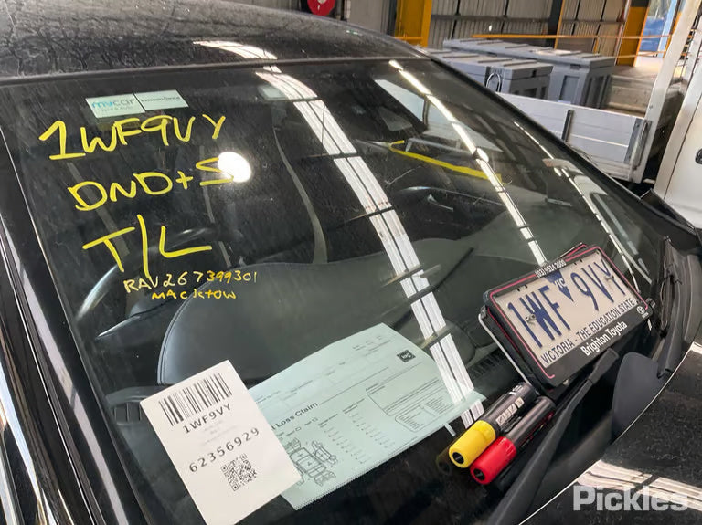 INFINITI Q30 2.0 T 2018 black - Seat Belt - Lhr - AU-219-IN-1-I-J