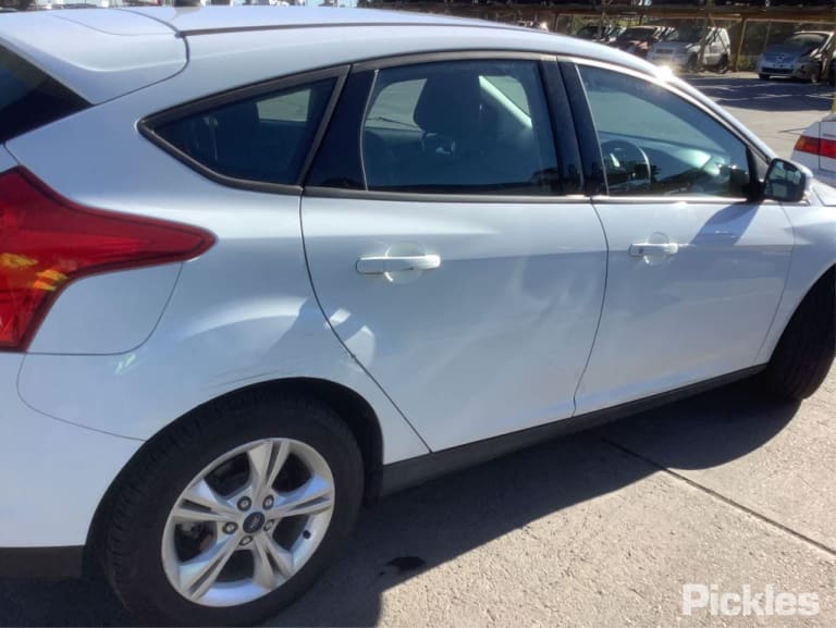 FORD FOCUS LW 2015 white - Right Rear Door - AU-219-FO-8LP-D-D