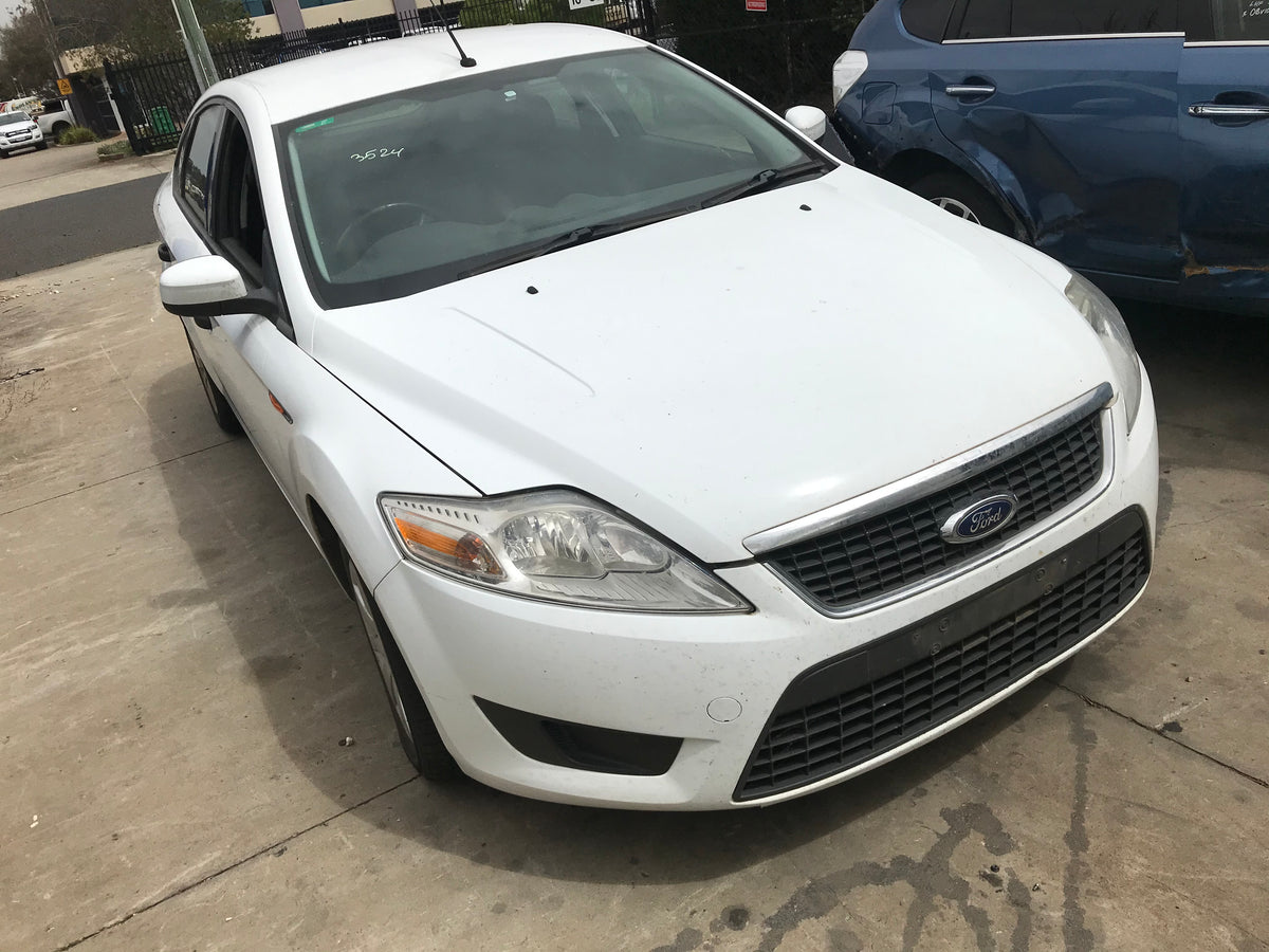 FORD MONDEO MA/MB/MC 2012 white - Right Rear Door - AU-219-FO-5LP-D-D