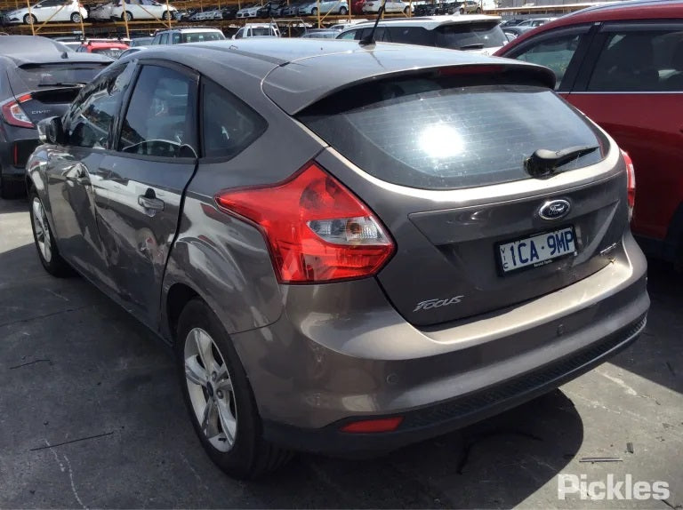 FORD FOCUS LW 2014 grey - Right Front Door - AU-219-FO-11LP-D-B