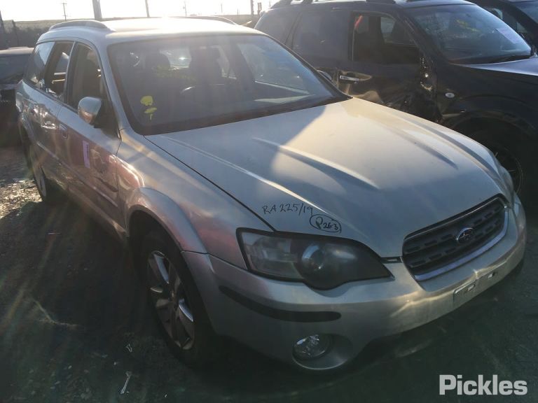 SUBARU OUTBACK BP 2006 green - Left Front Door - AU-219-SU-7LP-D-A