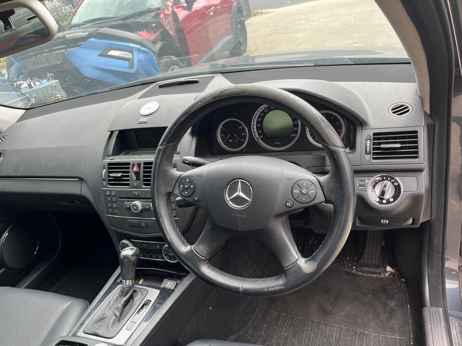 MERCEDES-BENZ C-CLASS Sedan (W204) C 200 Kompressor (204.041) 2007 grey - Right Rear Trailing Arm - AU-219-MB-3-U-F