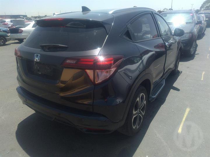 HONDA HR-V RU 2016 black - Right Rear Door - AU-219-HO-7LP-D-D