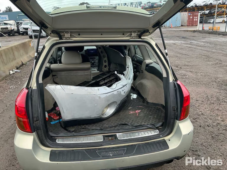 SUBARU OUTBACK Wagon (BP) 3.0 AWD (BPE) 2004 gold - Seat Belt - Rear Centre - AU-219-SU-5-I-I