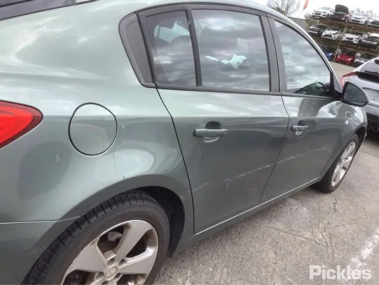 Wrecking/Dismantling Holden Cruze JH 2013 1.8L petrol auto