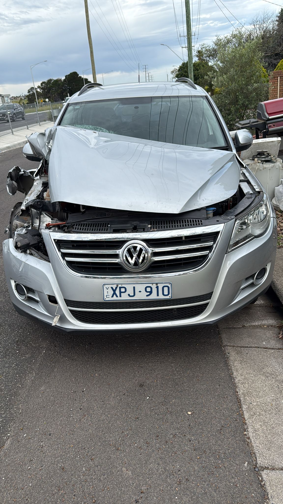 VW TIGUAN (5N_) 2.0 TDI 4motion 2009 silver - Hatch Strut - AU-219-VW-9-R-E