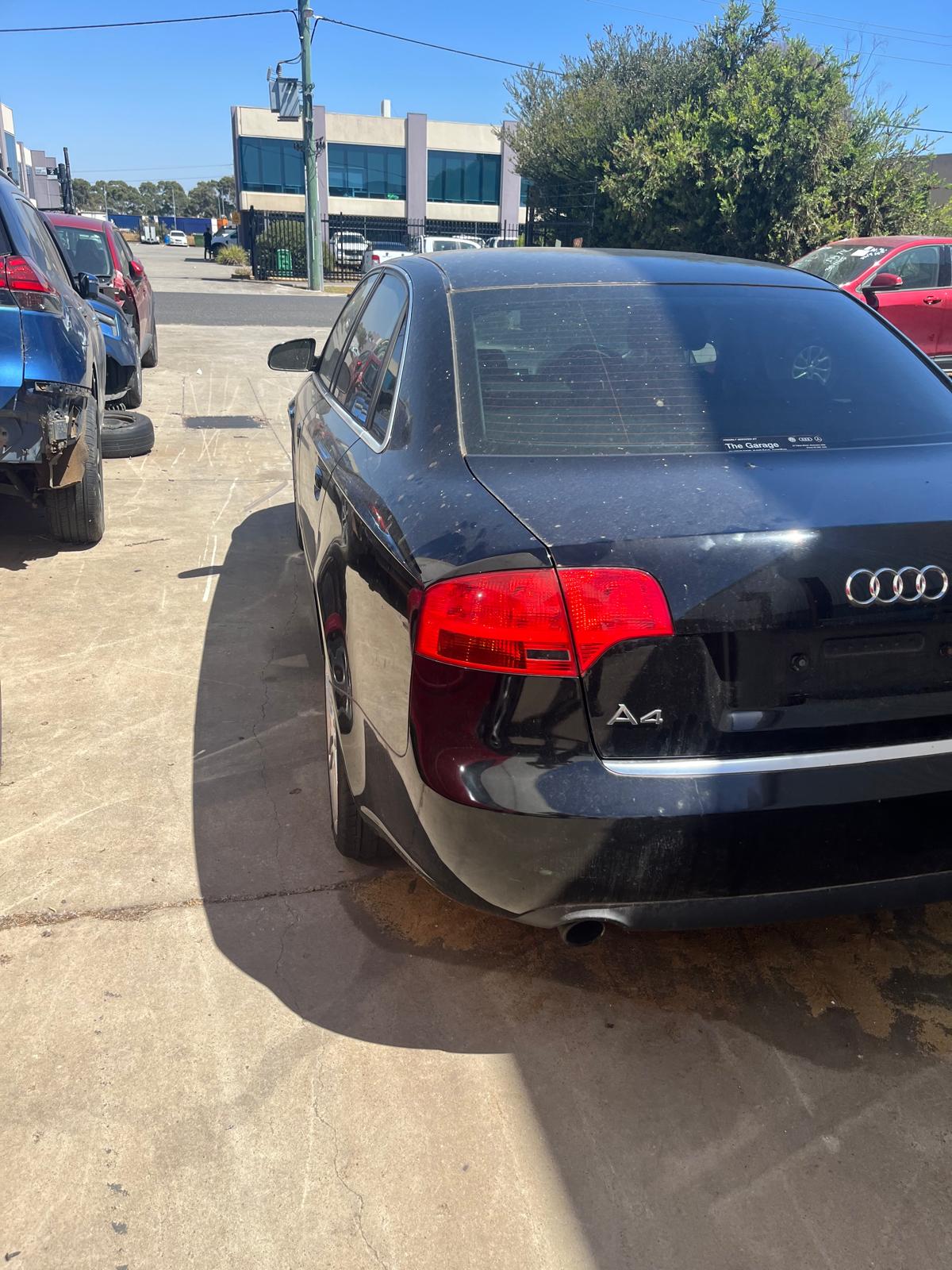 AUDI A4 B7 Sedan (8EC) 2.0 2006 black - Steering Column Shroud - AU-219-AU-6-J-Q