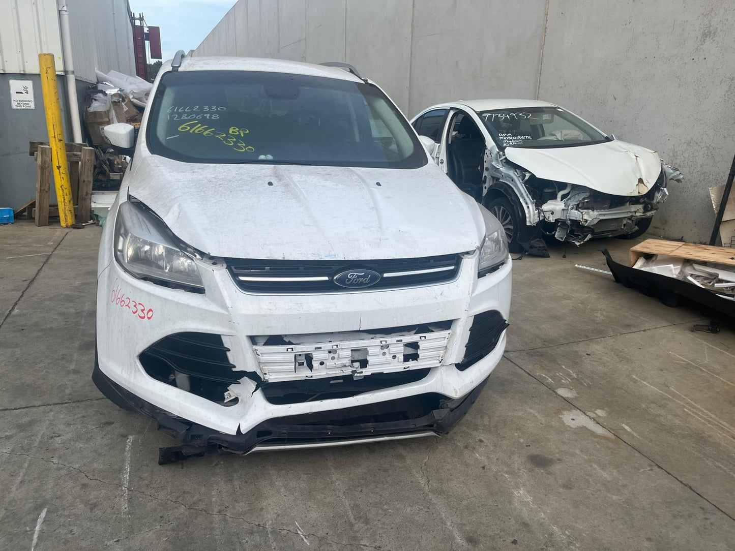 Wrecking/Dismantling Ford Kuga Titanium TF 2016 Diesel awd Auto