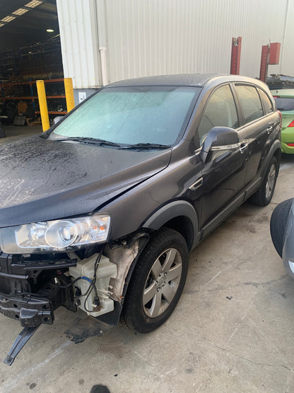 HOLDEN CAPTIVA CG 2014 grey - Right Front Door - AU-219-HL-76LP-D-B