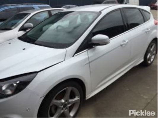 FORD FOCUS LW 2014 white - Right Rear Door - AU-219-FO-14LP-D-D