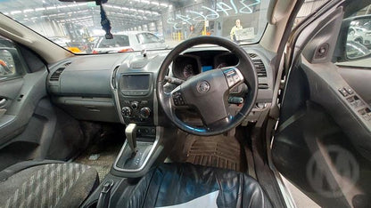 Wrecking/Dismantling Holden Colorado RG 2015 dual cab Ute 2.8L Diesel 4WD Auto white