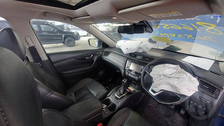 Wrecking/Dismantling Nissan Xtrail TI T32 Blue 2019 2.5L petrol AWD CVT Auto - ACW247