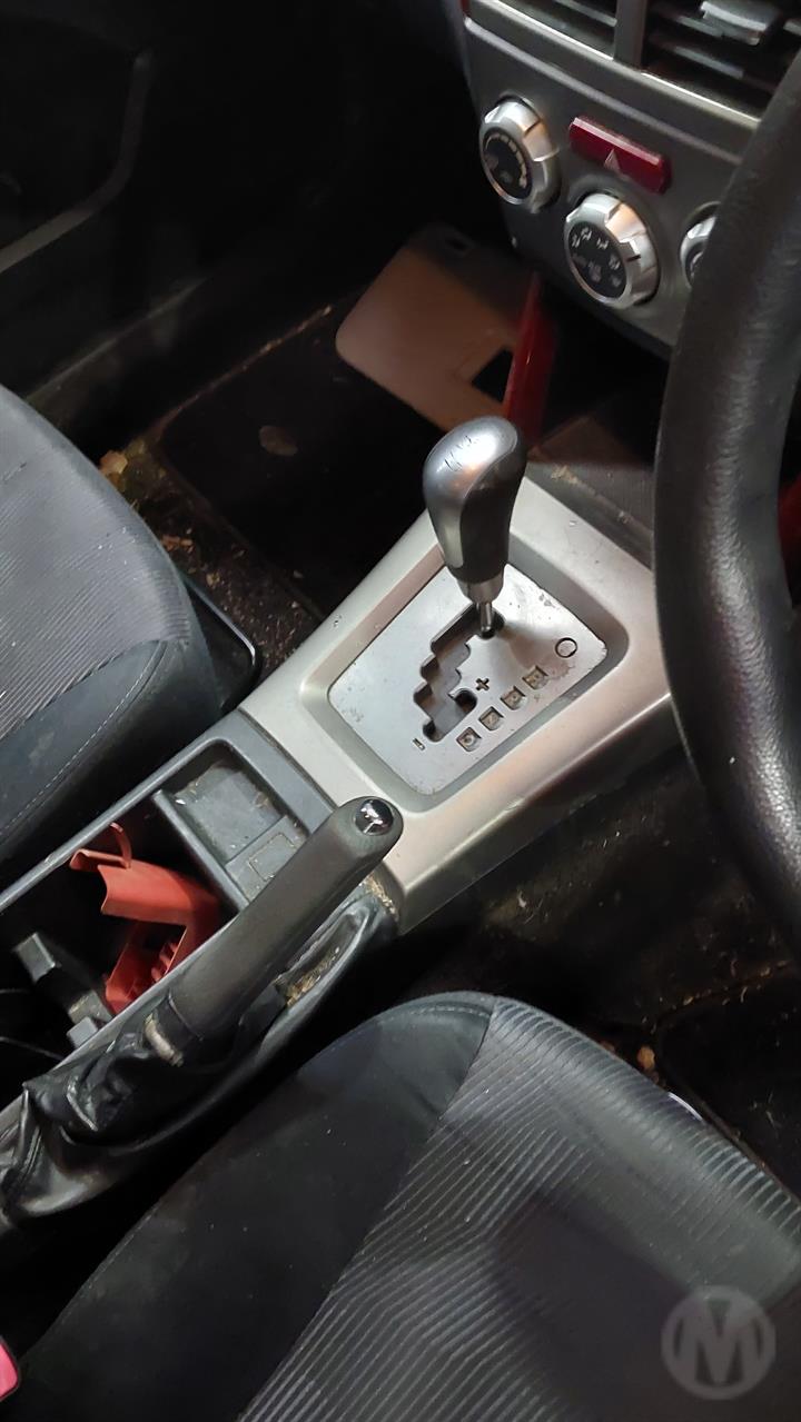 Wrecking/Dismantling Subaru Forester SH 2008 White 2.5L petrol AWD Auto