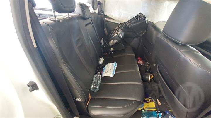 Holden Colorado Z71 RG 2018 Ute White dual cab 2.8L diesel 4WD auto - Ac Compressor 2.8L - ACW285-RG651746-AC