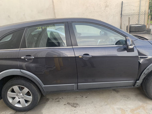 Holden Captiva 7 s3 petrol 2.4l Auto 2016 - RHR Door Shell