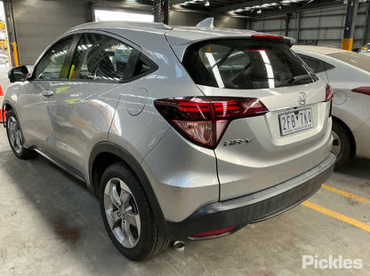 Wrecking/Dismantling HONDA HR-V Wagon (RU) 1.8 (RU58) 2015 silver - AU-219-HO-11