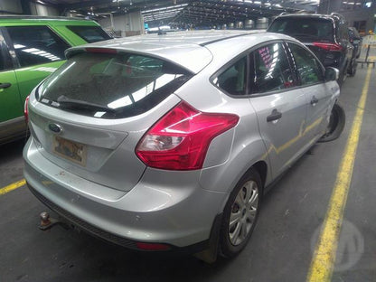 FORD FOCUS LW 2012 silver - Right Front Door - AU-219-FO-12LP-D-B