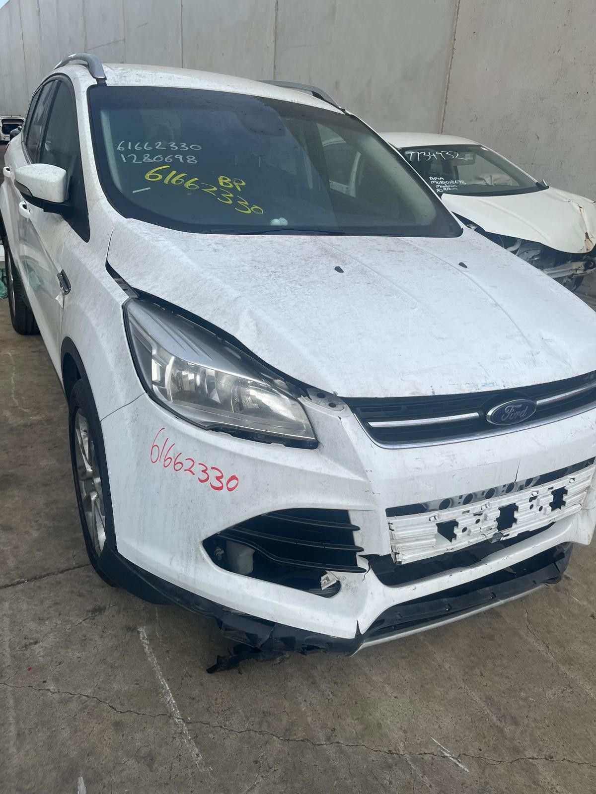 Ford Kuga Titanium TF 2016 Diesel awd Auto - RH Guard/fender TF41257-RHG