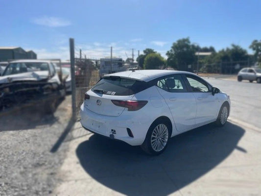 Holden Astra Bk 2017 Hatch Petrol Turbo 1.4l Auto Fwd - RH Taillight BK178700-TA-RH