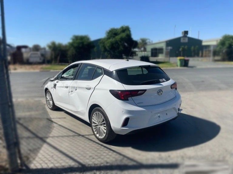 Holden Astra Bk 2017 Hatch Petrol Turbo 1.4l Auto Fwd - Rear Shocker/Strut LHR BK178700-LHRS