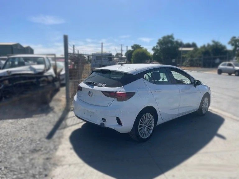 Holden Astra Bk 2017 Hatch Petrol Turbo 1.4l Auto Fwd - Rear Shockers/Strut RHR BK178700-RHRS