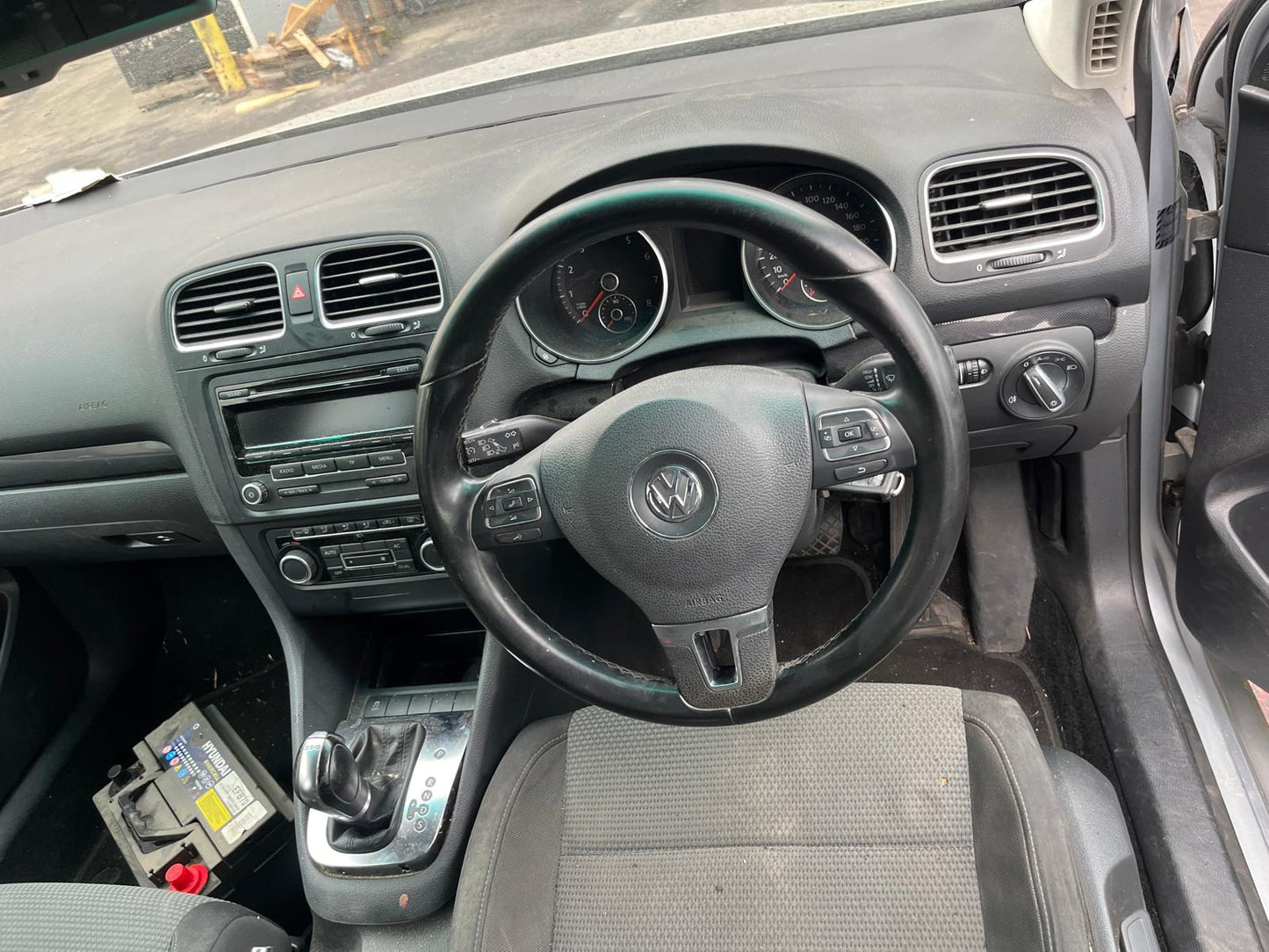 Wrecking/Dismantling VW Golf Mk6 Wagon 2012 silver 1.4L petrol auto - ACW278