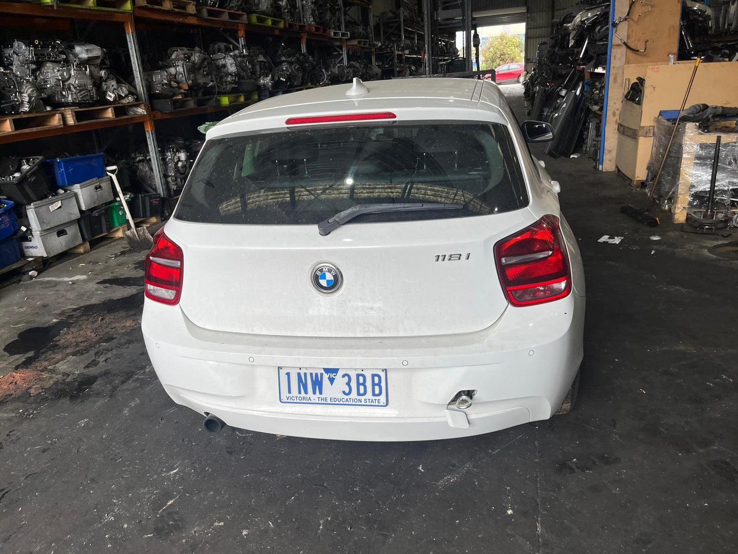 Wrecking/Dismantling BMW 118I F20 2015 White 1.6L petrol RWD Auto - ACW279