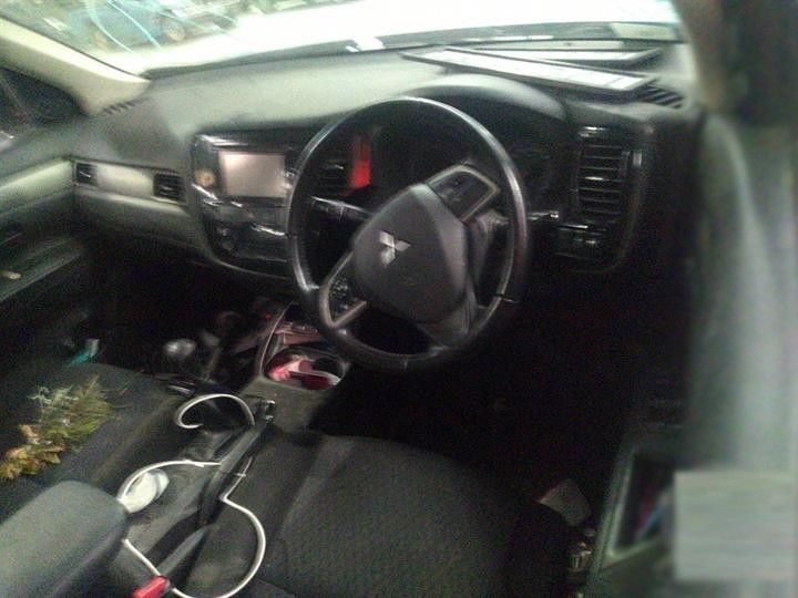 Mit Outlander ZJ 2L Petrol FWD Manual Gearbox - Power Steering Pump 2LZJ000229-PSP