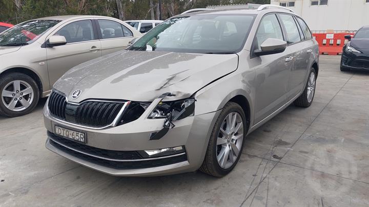 SKODA OCTAVIA III Combi (5E5, 5E6) 1.4 TSI 2018 grey - Heater Fan Motor - AU-219-SK-2-H-I