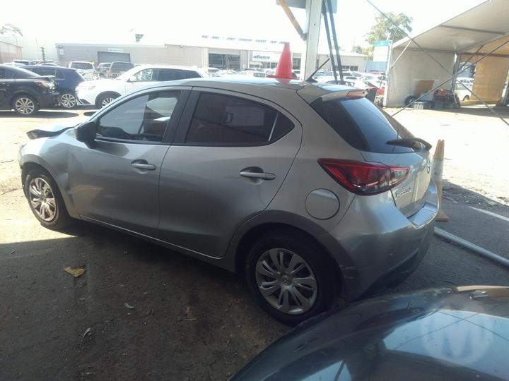 MAZDA 2 DJ 2014 silver - Right Rear Door - AU-219-MA-16LP-D-D