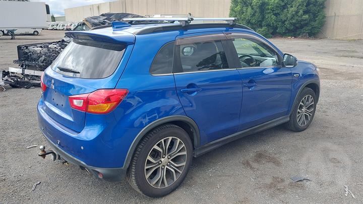 MITSUBISHI ASX (GA_W_, XA, XB, XC, XD) 2.0 MIVEC (GA2W) 2017 blue - Front Seat - Passenger - AU-219-MI-10-I-B