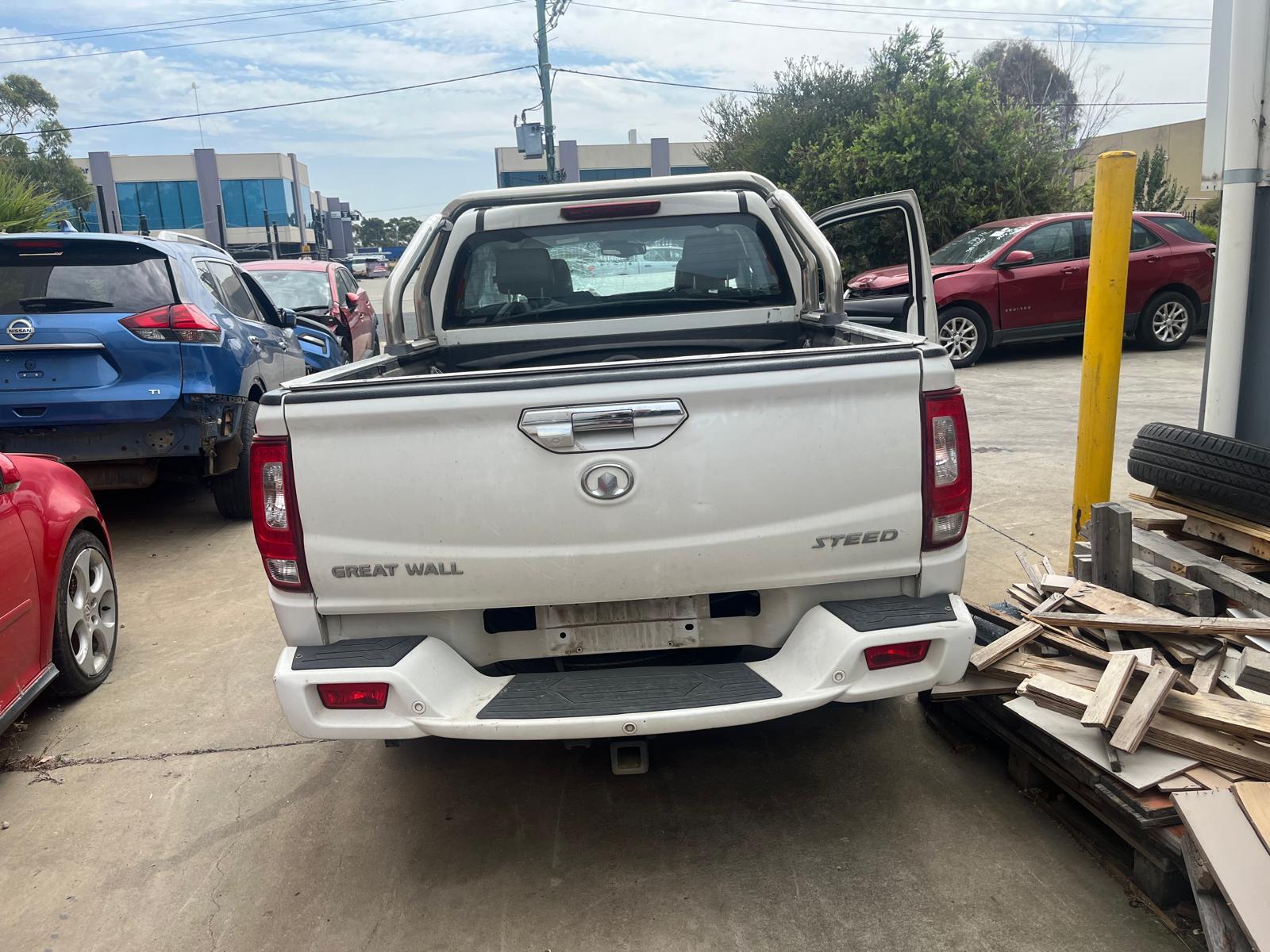 GREAT WALL STEED 2.4 2019 white - Left Rear Door - AU-219-GR-1-D-C