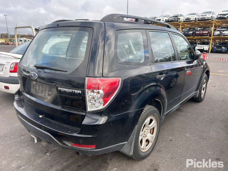 SUBARU FORESTER SH 2011 black - Left Front Door - AU-219-SU-18LP-D-A